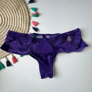Victoria's Secret Very Sexy Fishnet Floral Cheeky Panty Brilliant Purple M NEW